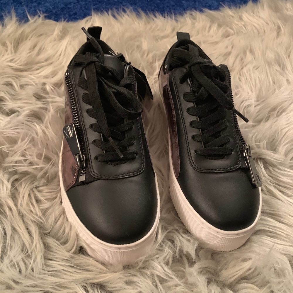 Armani Exchange Sneakers